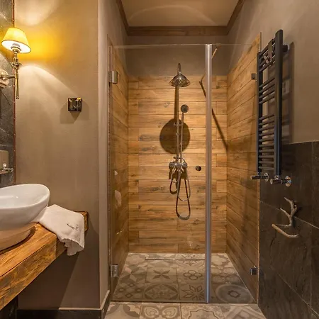 Bed and Breakfast Tatrzanski Biegun 3*